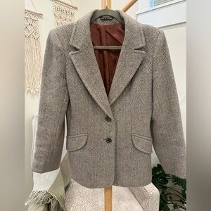 Vintage Hourihan Irish Wool Herringbone Blazer Made in Ireland. Small